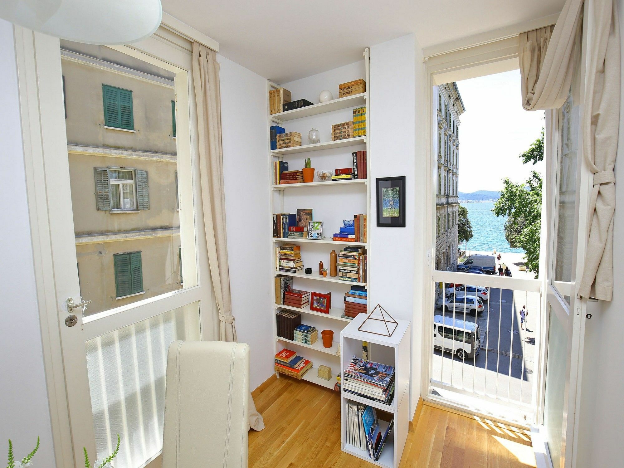 Apartments Feel Center Zara Esterno foto